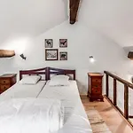 Cosy In Near Forest Cherain
