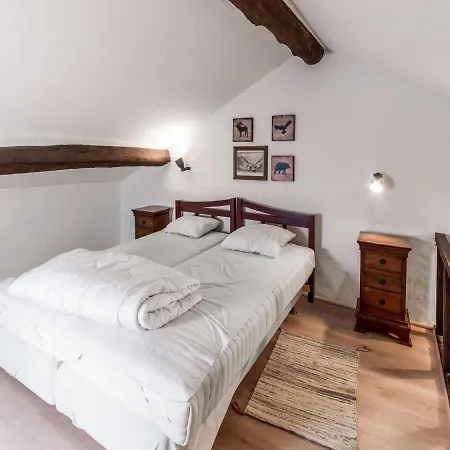 Cosy In Near Forest Holiday home Cherain