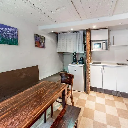 Cosy In Near Forest Cherain