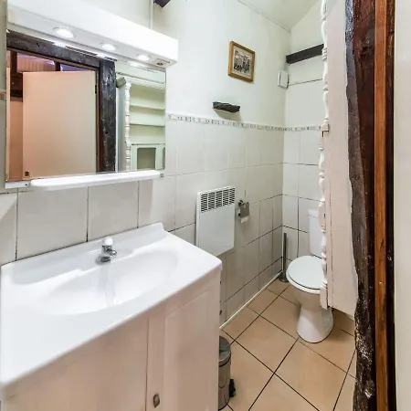 Feriehus Cosy In Near Forest Cherain