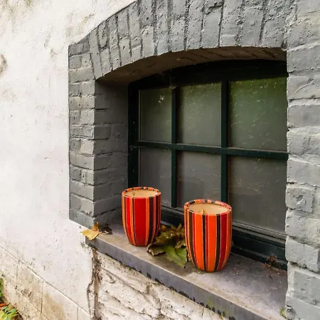 Cosy Holiday In Near Forest * 체레인