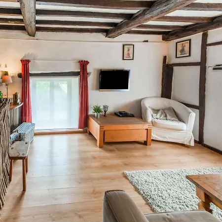 Cosy Holiday In Near Forest *