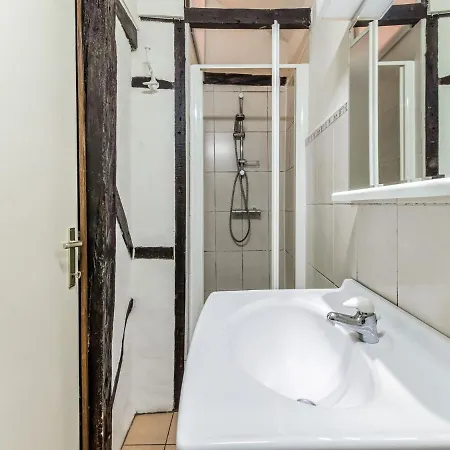 Cosy In Near Forest *